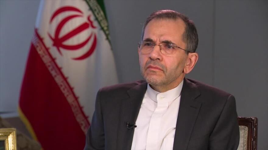 نامه ایران به سازمان ملل: به طور مستقیم یا غیرمستقیم، در هیچ حمله مسلحانه علیه آمریکا در عراق دخالت نداشته ایم نامه ایران به سازمان ملل: به طور مستقیم یا غیرمستقیم، در هیچ حمله مسلحانه علیه آمریکا در عراق دخالت نداشته ایم