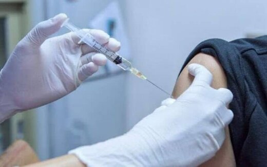 ثبت نام افراد بالای ۷۰ سال برای تزریق واکسن تزریق واکسن