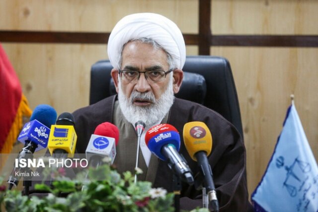 تنظیم سند خودرو در دفاتر اسناد رسمی الزامی نیست تنظیم سند خودرو در دفاتر اسناد رسمی الزامی نیست