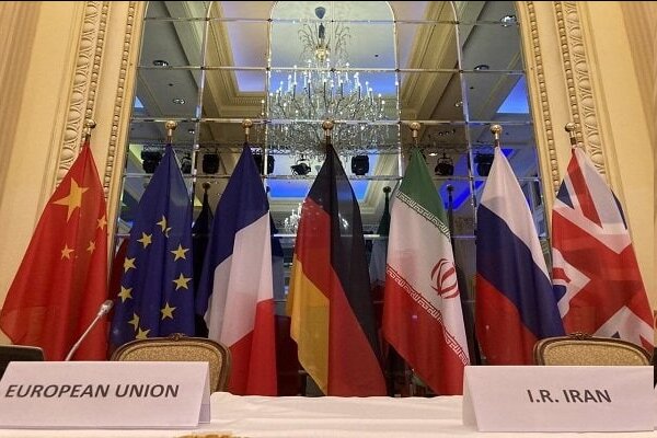 پیشنویس توافق در وین از دو ماه قبل آماده بود/ مسائل فرا برجامی مانع شده است پیشنویس توافق در وین از دو ماه قبل آماده بود/ مسائل فرا برجامی مانع شده است