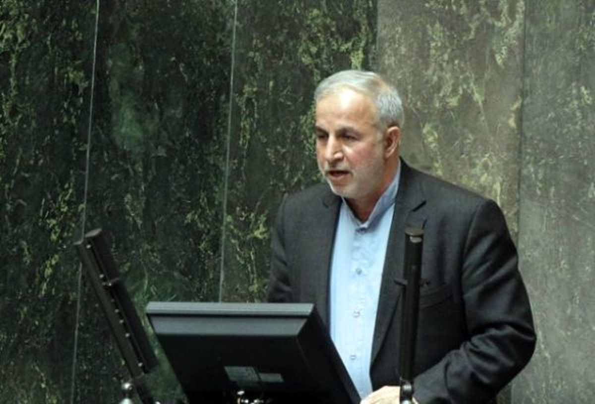 نماینده اصولگرای مجلس: این مجلس فقیر است و توان استیضاح ندارد نماینده اصولگرای مجلس: این مجلس فقیر است و توان استیضاح ندارد