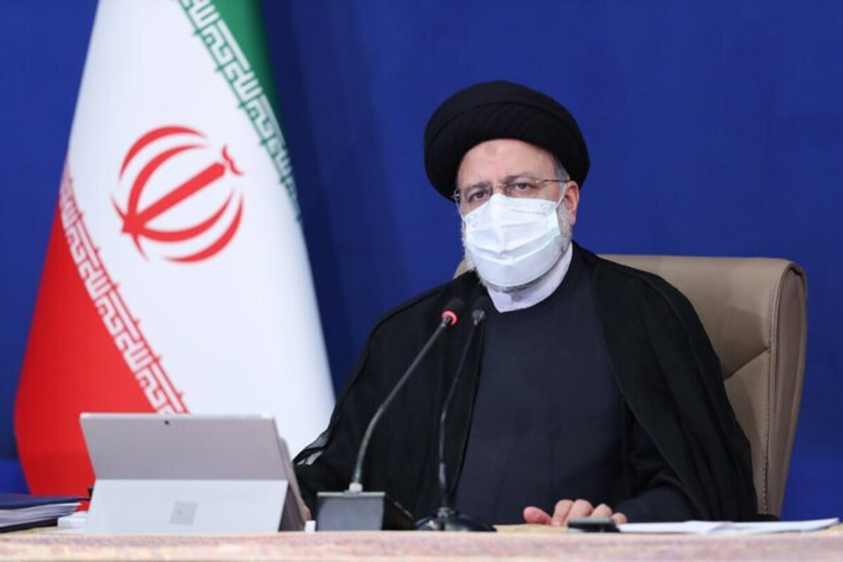 رئیس جمهور: دولت برای رفع مشکل آب اصفهان برنامه دارد/ وجود پروژه&zwnj;های نیمه تمام دهه ۶۰ در اصفهان