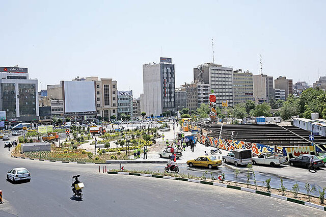 توضیحات پلیس تهران در مورد شنیده شدن صدای تیراندازی در میدان هفت تیر توضیحات پلیس تهران در مورد شنیده شدن صدای تیراندازی در میدان هفت تیر