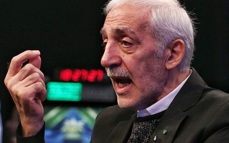 دادکان: وُريا غفوري غير از درد مردم چه گفته كه با او اين رفتار را مي&zwnj;كنيد؟