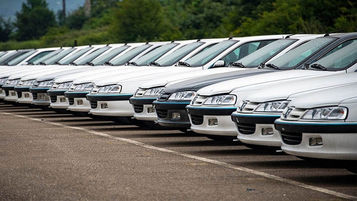 قیمت خودروهای داخلی در بازار آزاد امروز چهارشنبه ۱۵ تیر ۱۴۰۱+ جدول قیمت خودروهای داخلی در بازار آزاد امروز چهارشنبه ۱۵ تیر ۱۴۰۱+ جدول