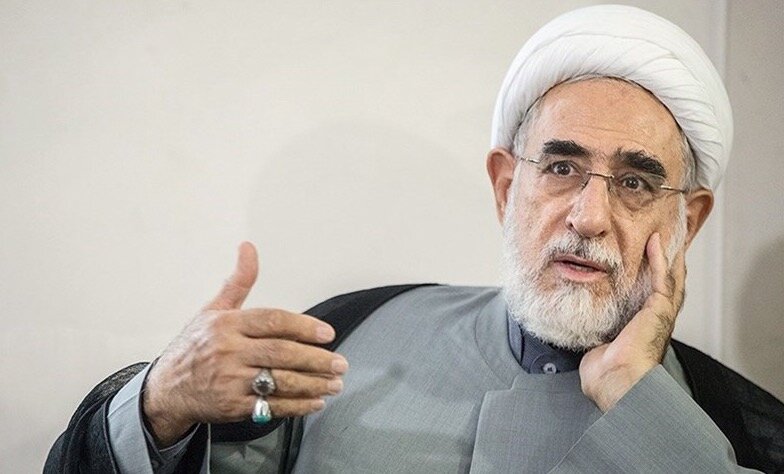 رئیس&zwnj;جمهور دست به کار شود و وزرای اقتصادی را تغییر دهد