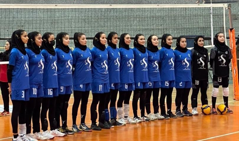 تیم والیبال زنان با مالکیت سردار آزمون با قراردادهای آنچنانی؟ تیم والیبال زنان با مالکیت سردار آزمون با قراردادهای آنچنانی؟