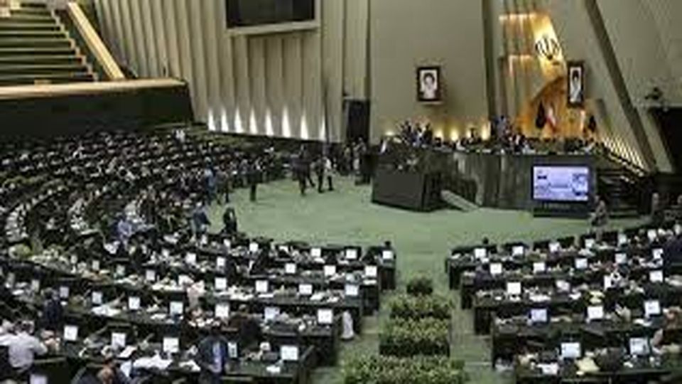 آیا نمایندگان تاوان دولت را پس میدهند؟ آیا نمایندگان تاوان دولت را پس میدهند؟
