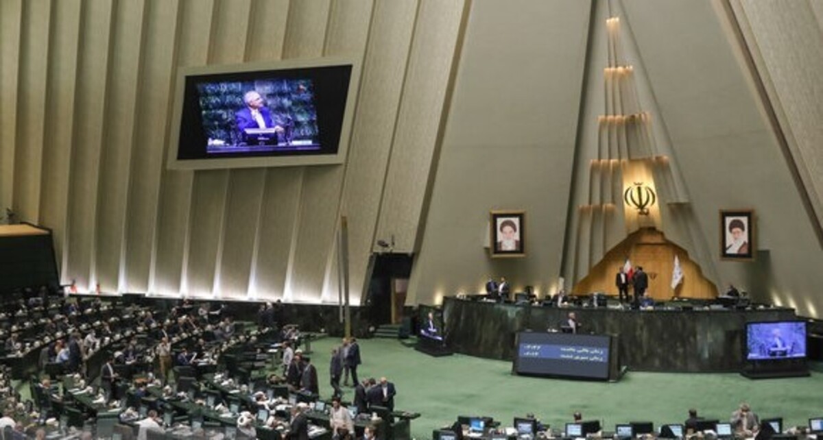قالیباف: مجلس پیگیری مشکلات کادر درمان را وظیفه خود میداند قالیباف: مجلس پیگیری مشکلات کادر درمان را وظیفه خود میداند