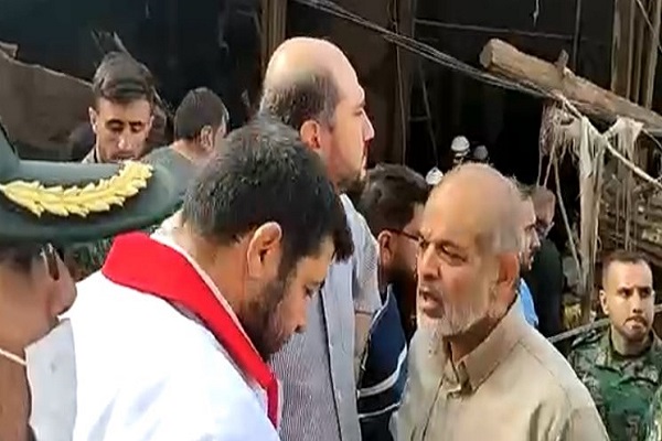 وزیر کشور: ارتفاع گل&zwnj; و لای در برخی نقاط امام&zwnj;زاده داوود به 4 متر رسیده&zwnj; است