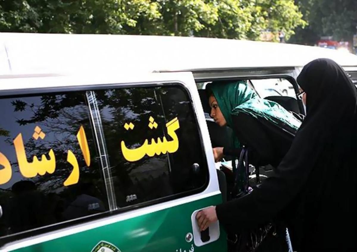 خاطره تلخ مهاجرانی از شلاق زدن دختری به خاطر بدحجابی خاطره تلخ مهاجرانی از شلاق زدن دختری به خاطر بدحجابی