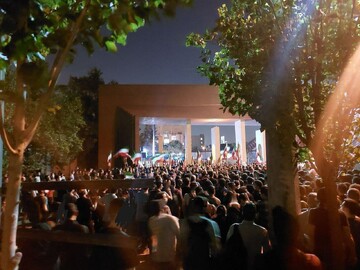 حضور رسمی نظامیها در دانشگاه حضور رسمی نظامیها در دانشگاه