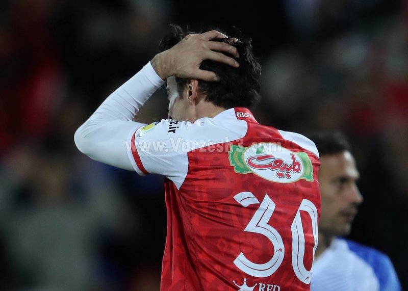غیبت احتمالی ستاره پرسپولیس در سوپرجام! غیبت احتمالی ستاره پرسپولیس در سوپرجام!