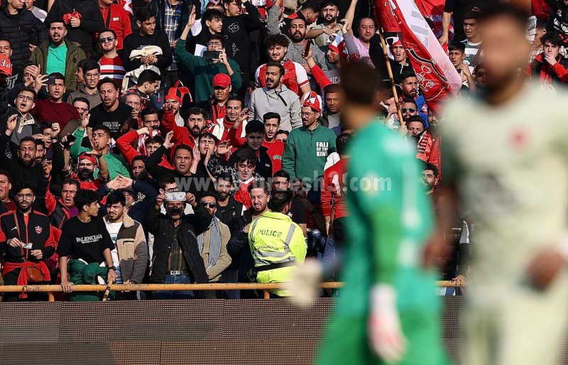 چشم هوادار پرسپولیس دوباره جراحی میشود چشم هوادار پرسپولیس دوباره جراحی میشود
