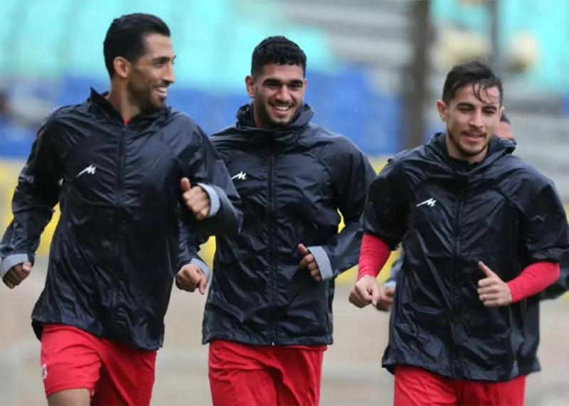 اینجا پرسپولیس، با لبخند وارد شوید! (عکس) اینجا پرسپولیس، با لبخند وارد شوید! (عکس)
