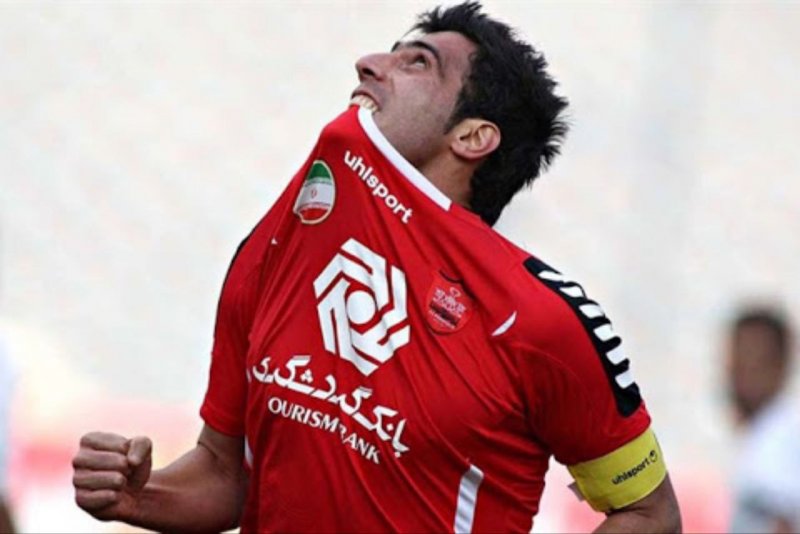 کاپیتان نورمحمدی: پرسپولیس گاریدو هم زیبا بازی میکند کاپیتان نورمحمدی: پرسپولیس گاریدو هم زیبا بازی میکند