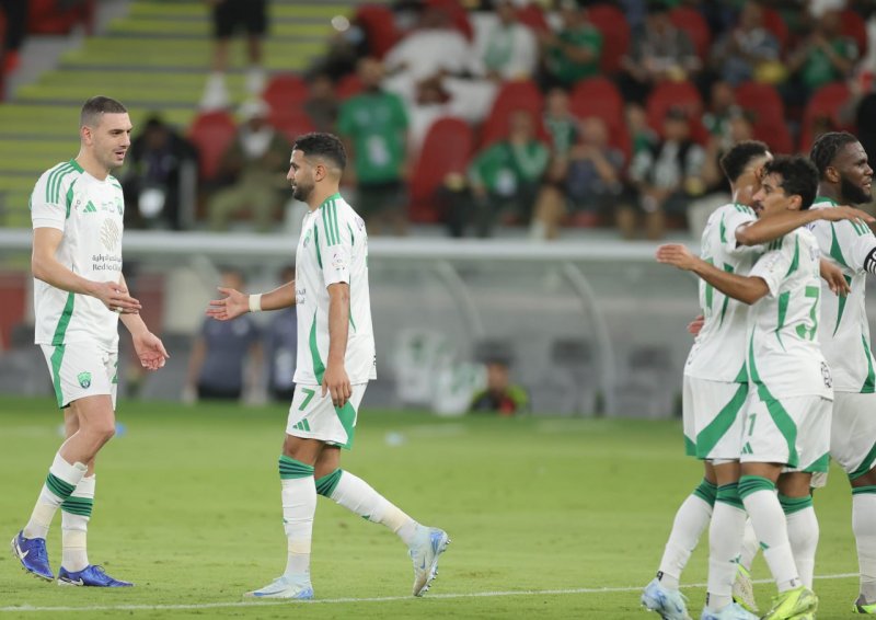 پیروزی سخت الاهلی قبل از جدال با استقلال پیروزی سخت الاهلی قبل از جدال با استقلال