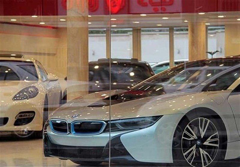 مالیات خودروهای لوکس در سال ۱۴۰۴ تعیین شد مالیات خودروهای لوکس در سال ۱۴۰۴ تعیین شد