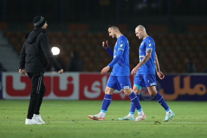 غنیمت جالب آرمان از شب توقف استقلال غنیمت جالب آرمان از شب توقف استقلال