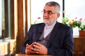 خبر جدید درباره طرح مجلس برای مدیریت تنگه هرمز/ بروجردی: فقط ایران و عمان میتوانند درباره نحوه مدیریت آن تصمیمگیری کنند/ عمان هم پای کار است خبر جدید درباره طرح مجلس برای مدیریت تنگه هرمز/ بروجردی: فقط ایران و عمان میتوانند درباره نحوه مدیریت آن تصمیمگیری کنند/ عمان هم پای کار است