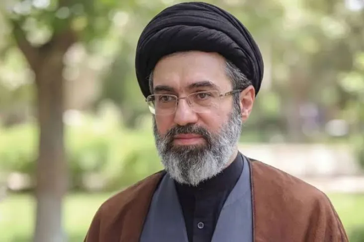 انتصاب شش فرمانده عالیرتبه در نیروهای مسلح با حکم رهبر انقلاب انتصاب شش فرمانده عالیرتبه در نیروهای مسلح با حکم رهبر انقلاب