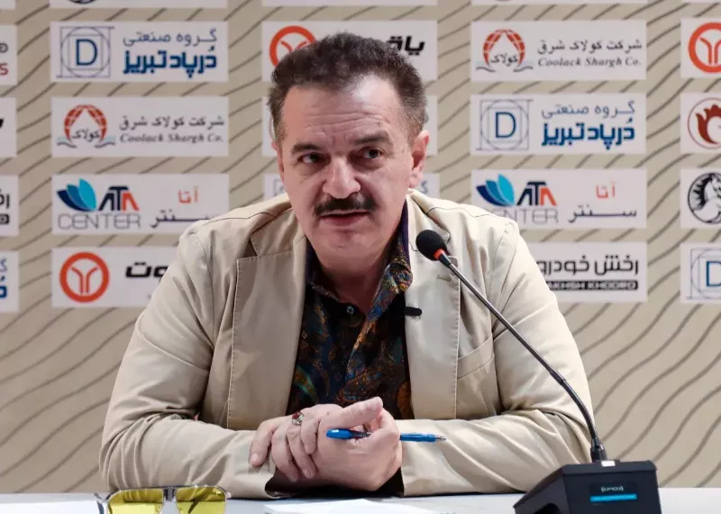 شفافسازی زنوزی درباره هواپیمای استقلال شفافسازی زنوزی درباره هواپیمای استقلال