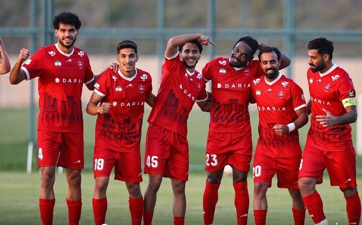 پرسپولیس ۹سانتیمتر بیشتر شد! پرسپولیس ۹سانتیمتر بیشتر شد!