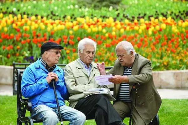 ۴۰ درصد بازنشستگان مستاجرند/ ساخت مسکن ارزان قیمت با اولویت بازنشستگان در دستور کار است + جزییات