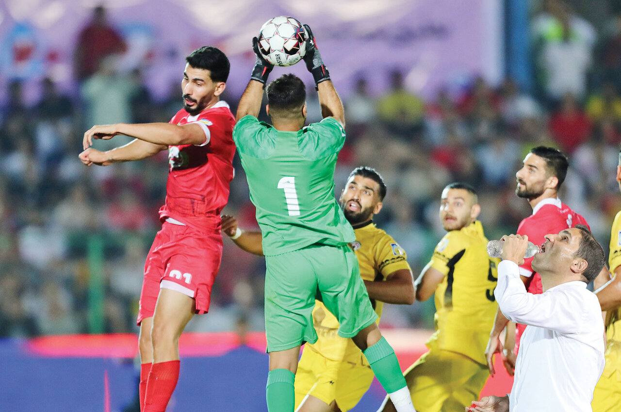پاتک استقلال به پرسپولیس؛ هافبک سرخها در آستانه یاغی شدن پاتک استقلال به پرسپولیس؛ هافبک سرخها در آستانه یاغی شدن