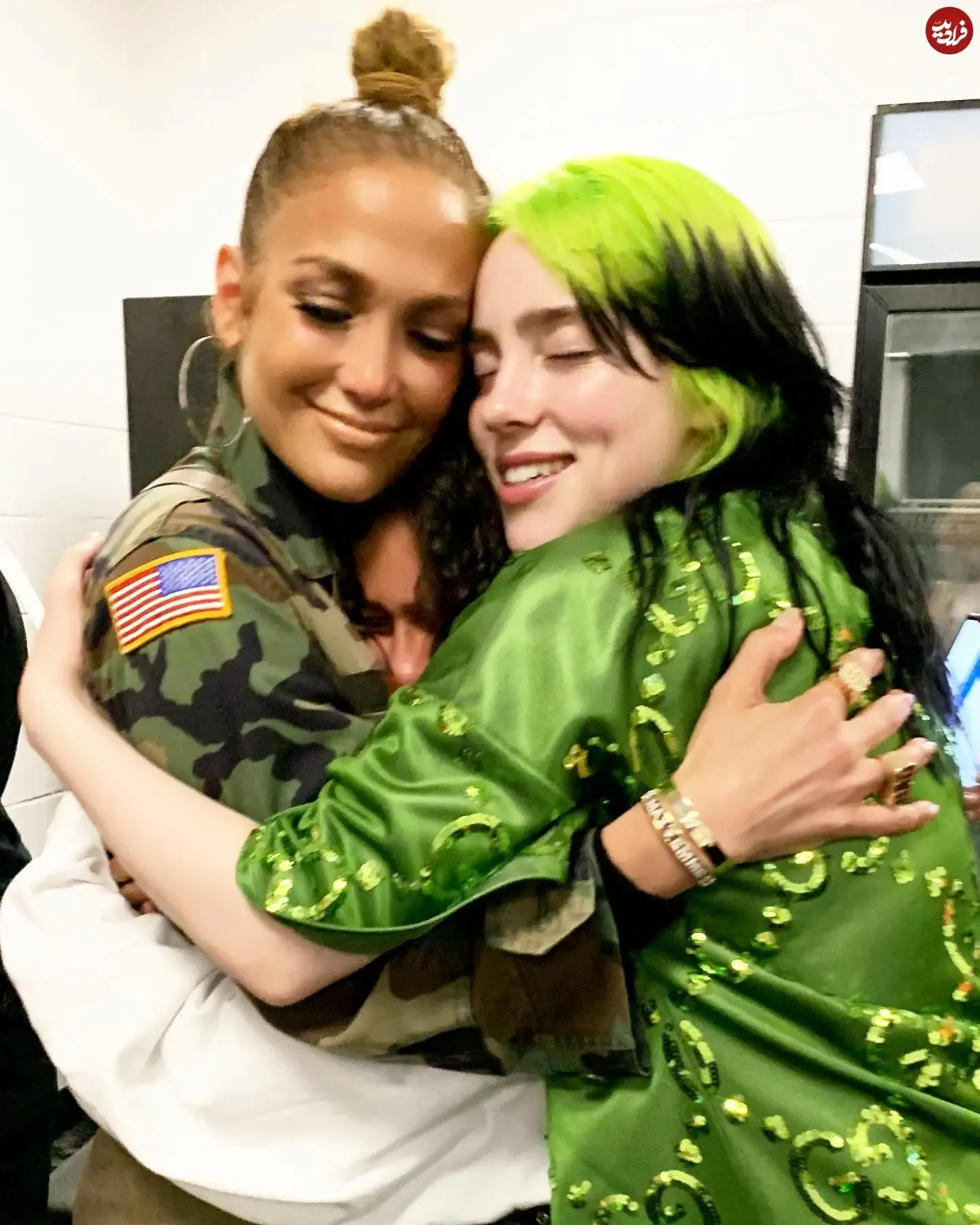jlo_1583811989_2261501338815162802_305701719