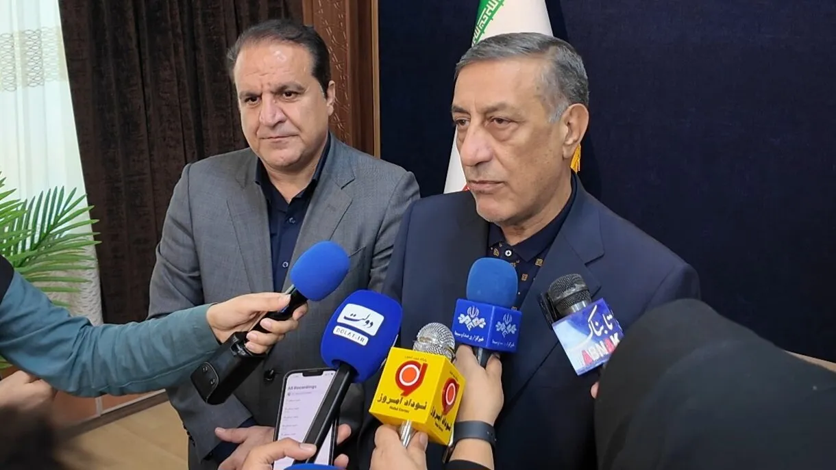قائم پناه: من اگر بودم و میدانستم آمریکا رهبر ما را شهید میکند، دست از غنیسازی برمیداشتم قائم پناه: من اگر بودم و میدانستم آمریکا رهبر ما را شهید میکند، دست از غنیسازی برمیداشتم