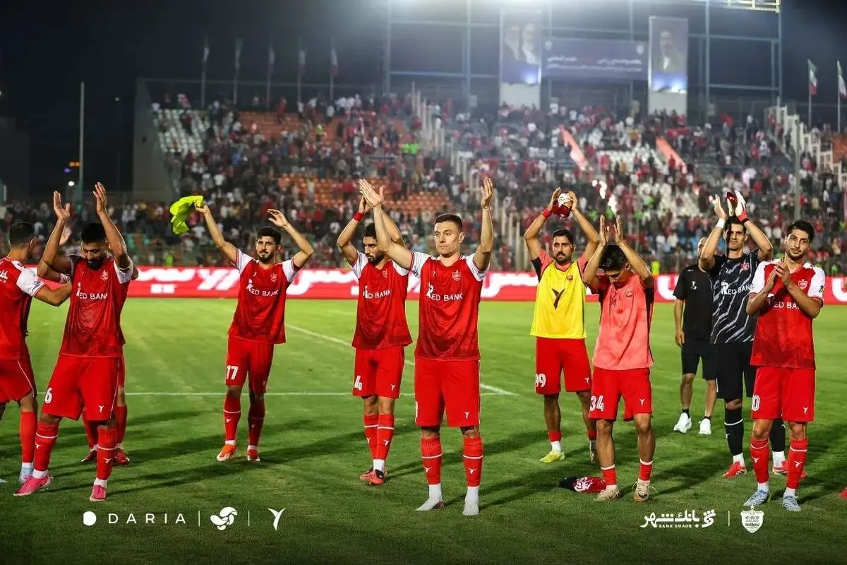 پرسپولیس از بین این ۳ گزینه، یک مدافع جذب می‌کند