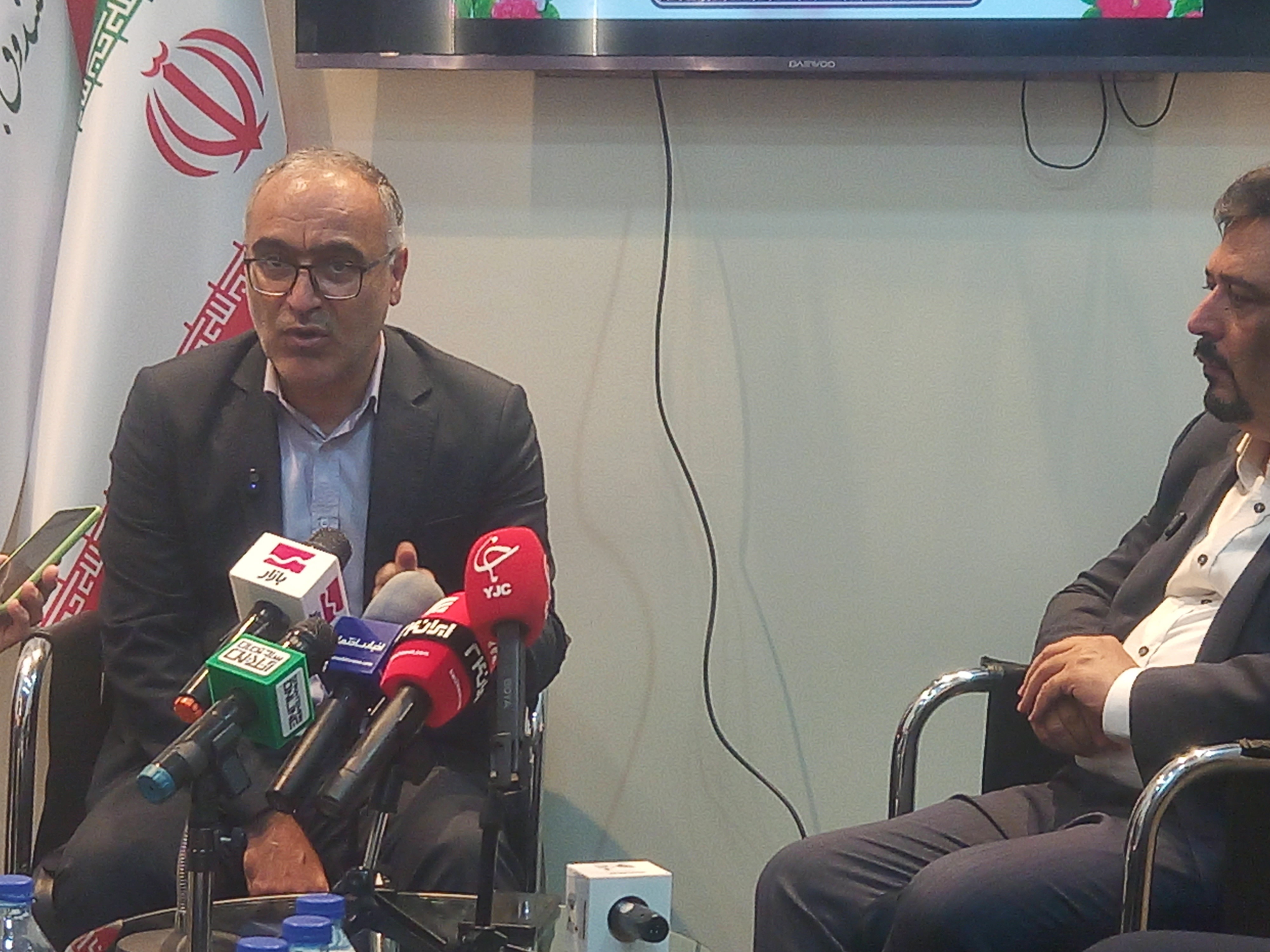 اجارهبها سهم قابل توجهی از سبد هزینهای بازنشستگان را تشکیل میدهد اجارهبها سهم قابل توجهی از سبد هزینهای بازنشستگان را تشکیل میدهد